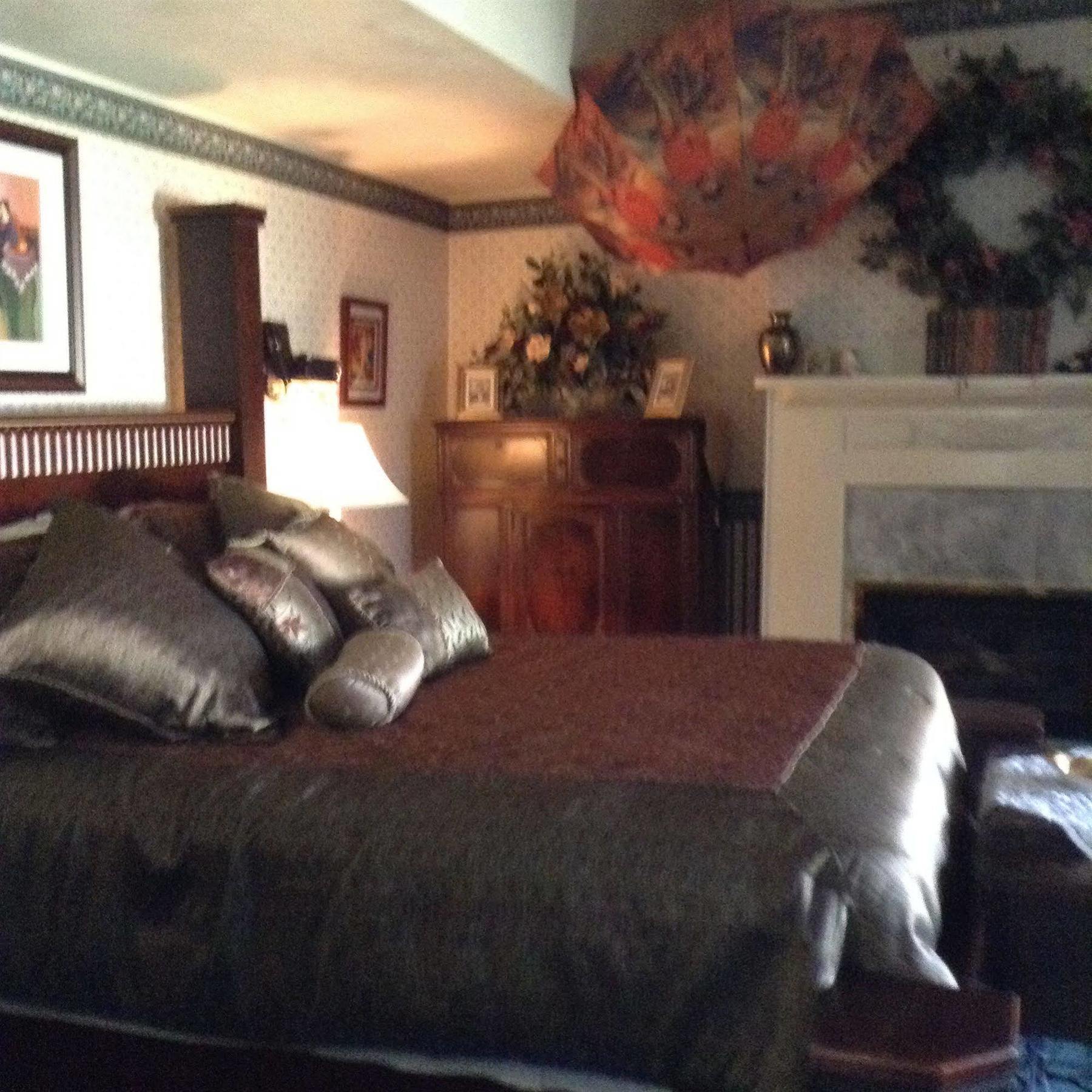 Victoria'S Bed And Breakfast Parowan Exterior photo